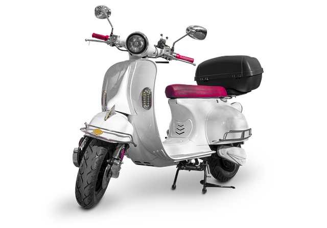 scooter-4501341_640